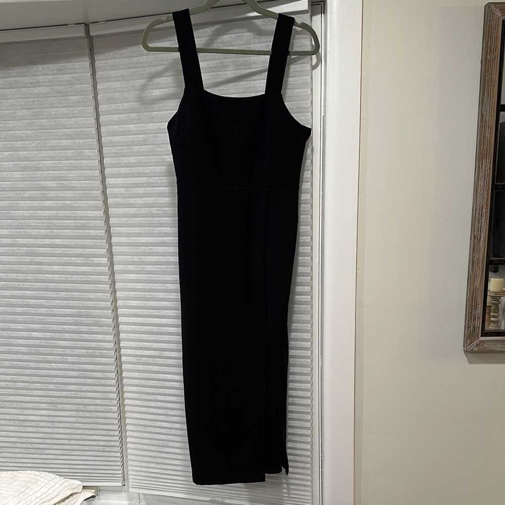 Petal & Pup Black Square Neck Sleeveless Midi Dress